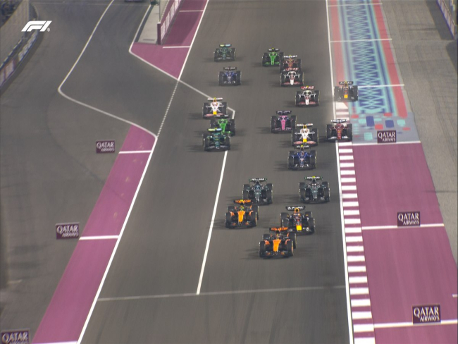 Verstappen aproveita vacilo da McLaren e vence GP do Catar