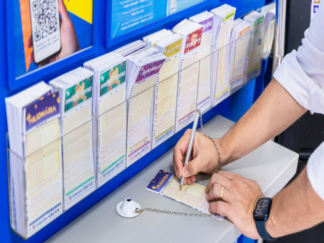 +Milionária acumula e prêmio chega a R$ 18,5 milhões