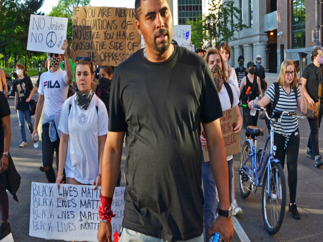 Paul Birdsong, o novo rosto da militância negra armada nos EUA