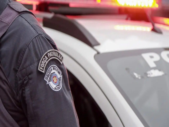 Advogado preso por violência doméstica ofende PMs em Itapira (SP)