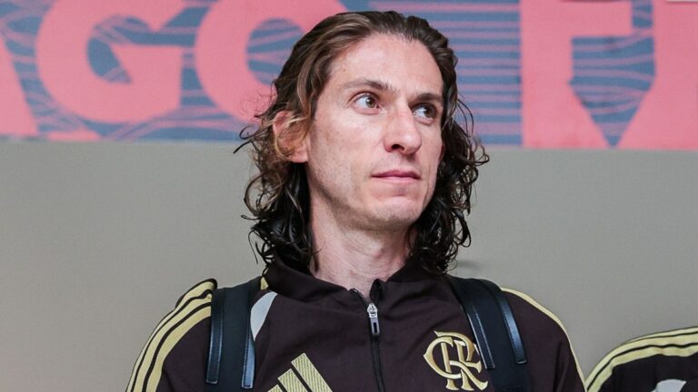 Após goleada de 8 a 0, Fla demite Filipe Luís