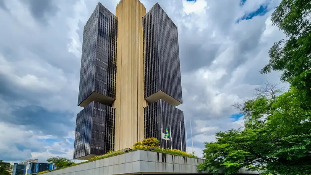 BC anuncia medidas para bancos reagirem rápido a fraudes e falhas