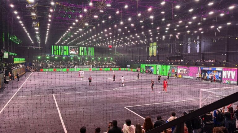 Briga, show de K9 e clássico marcam a estreia da Kings League