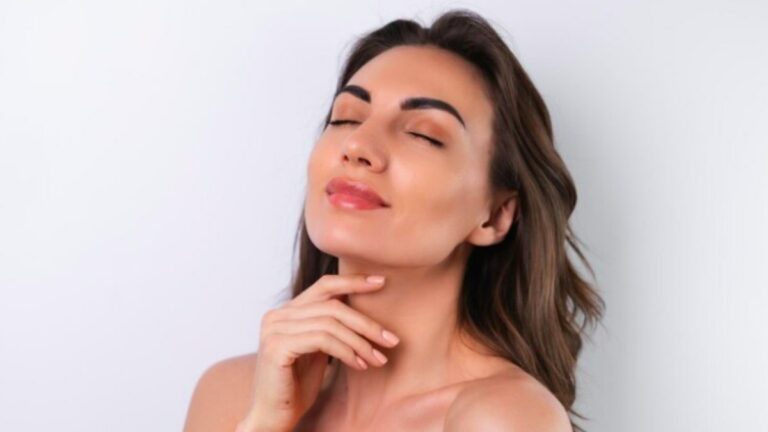 Dermatologista alerta para riscos do uso excessivo de skincare