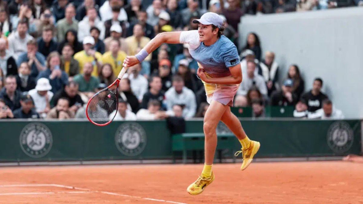 João Fonseca é eliminado por Sinner nas oitavas de Indian Wells