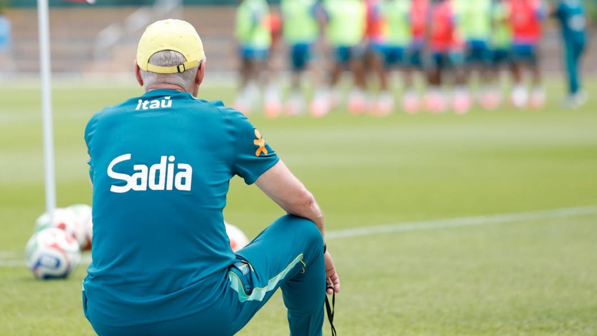 Ancelotti deixa vazar