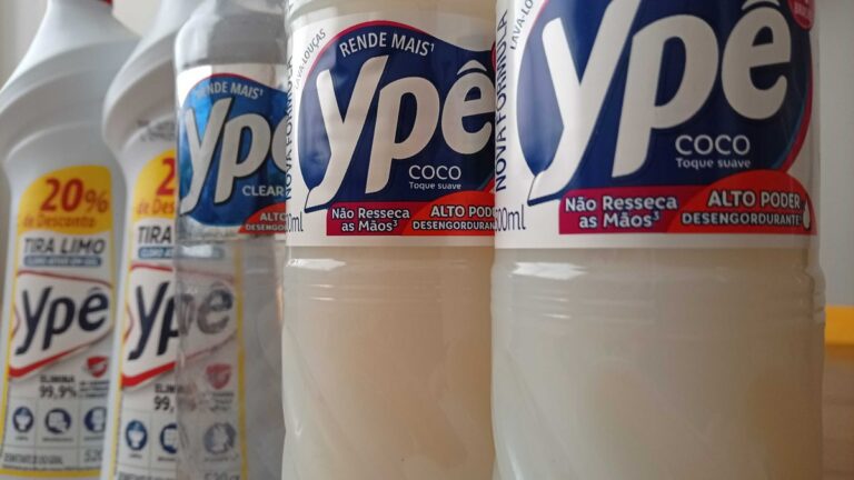 Anvisa mantém suspensão de parte de lotes de produtos da Ypê