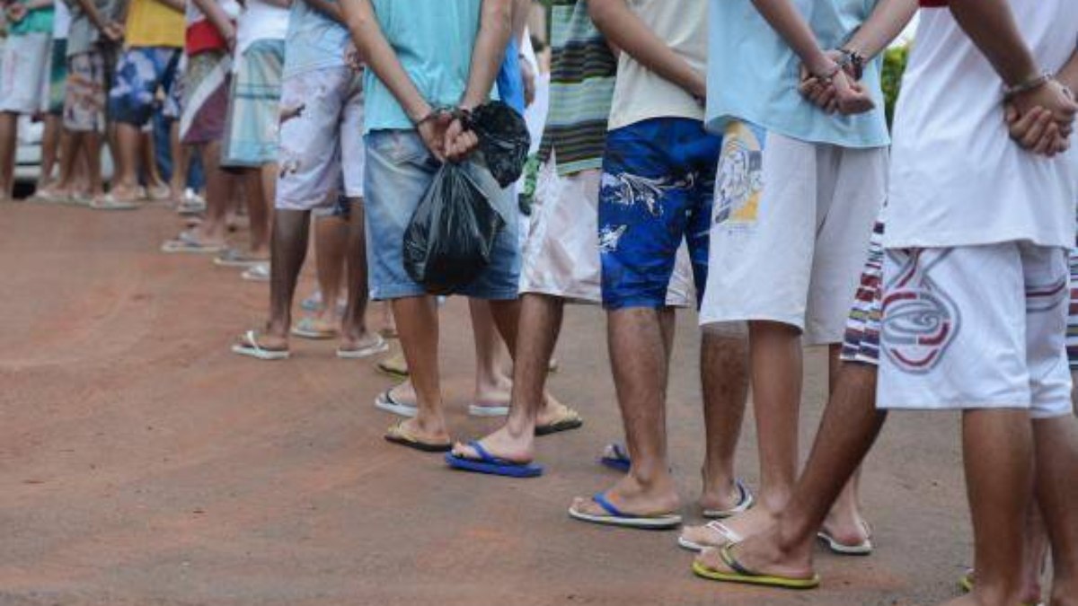 Brasil:12 mil adolescentes em internação, só 24% são reincidentes