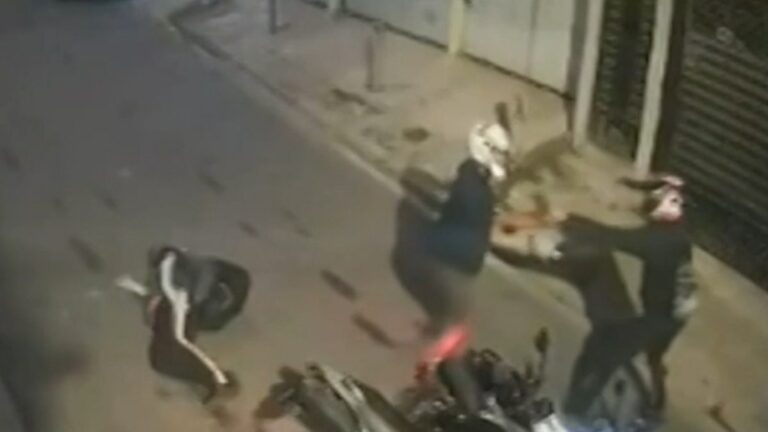 Ladrão atira em mulher para roubar alianças e foge sem levar nada