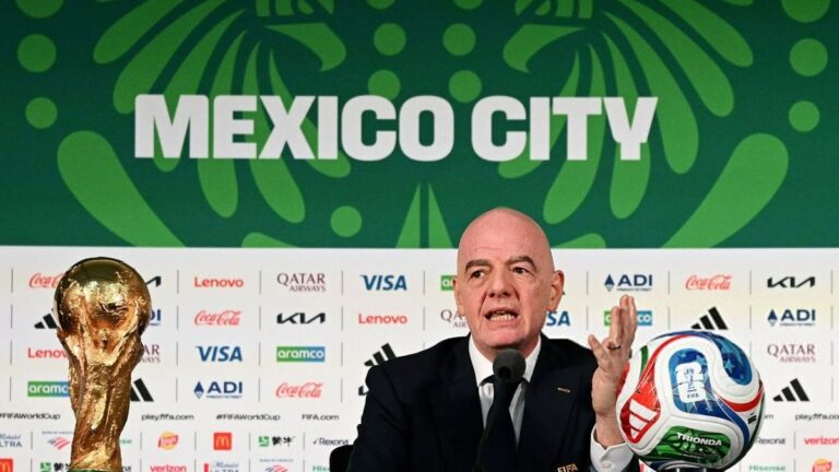 Presidente da FIFA minimiza caso do árbitro barrado pelos EUA