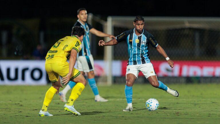 Artilheiro da Série B estreia com gol, e Mirassol derrota Grêmio