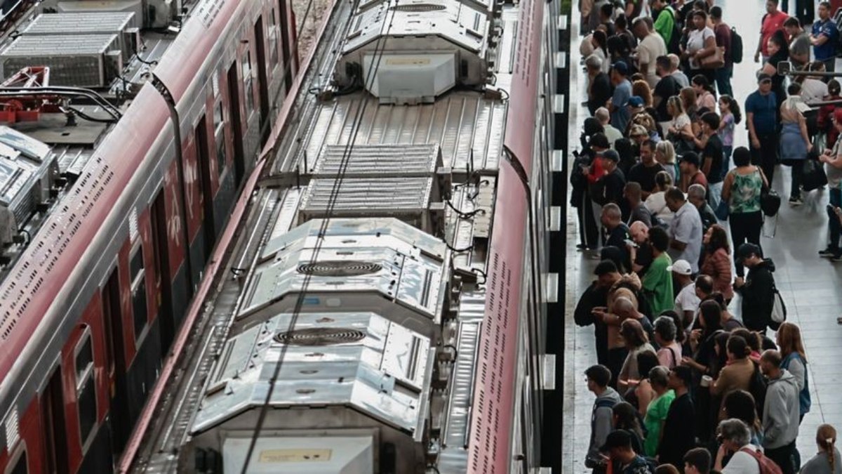 Após acordo, ferroviários decidem encerrar greve na CPTM