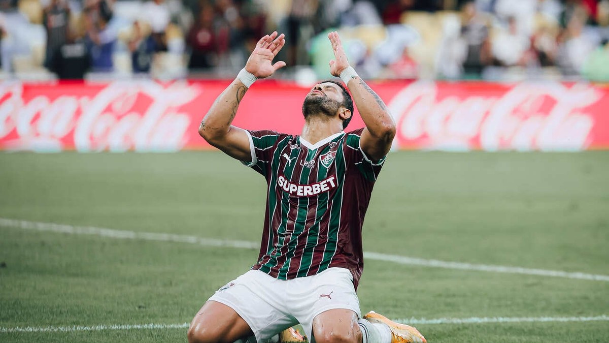 Fluminense marca nos acréscimos e vence o Palmeiras