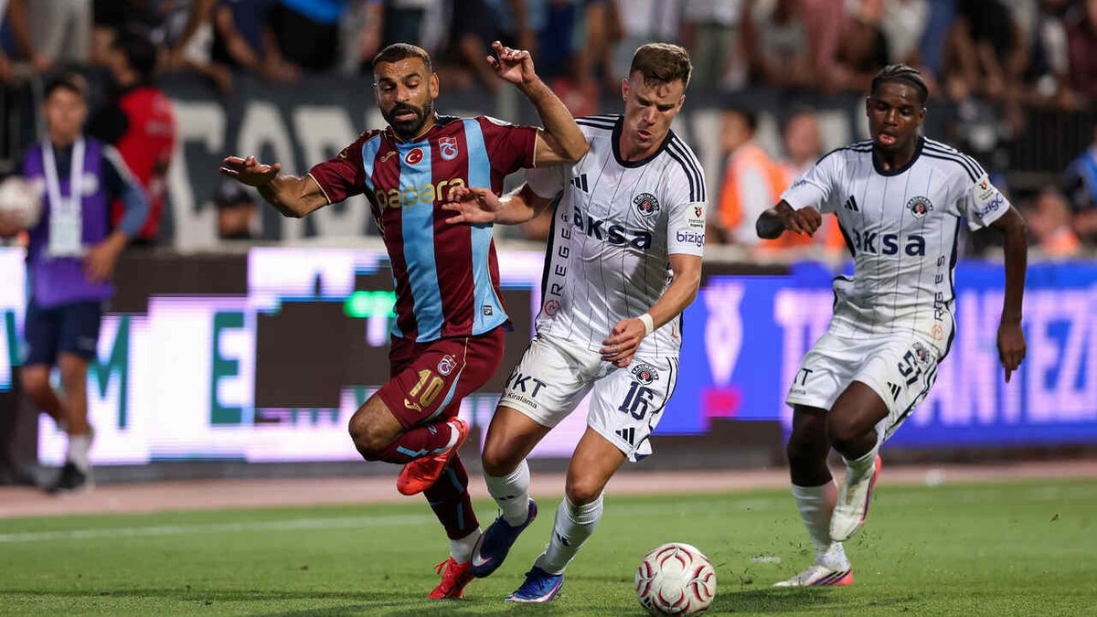 Salah estreia com empate pelo Trabzonspor em jogo do Campeonato Turco