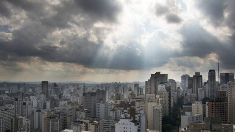 Tempo seco avança no país e Sul tem alerta para granizo