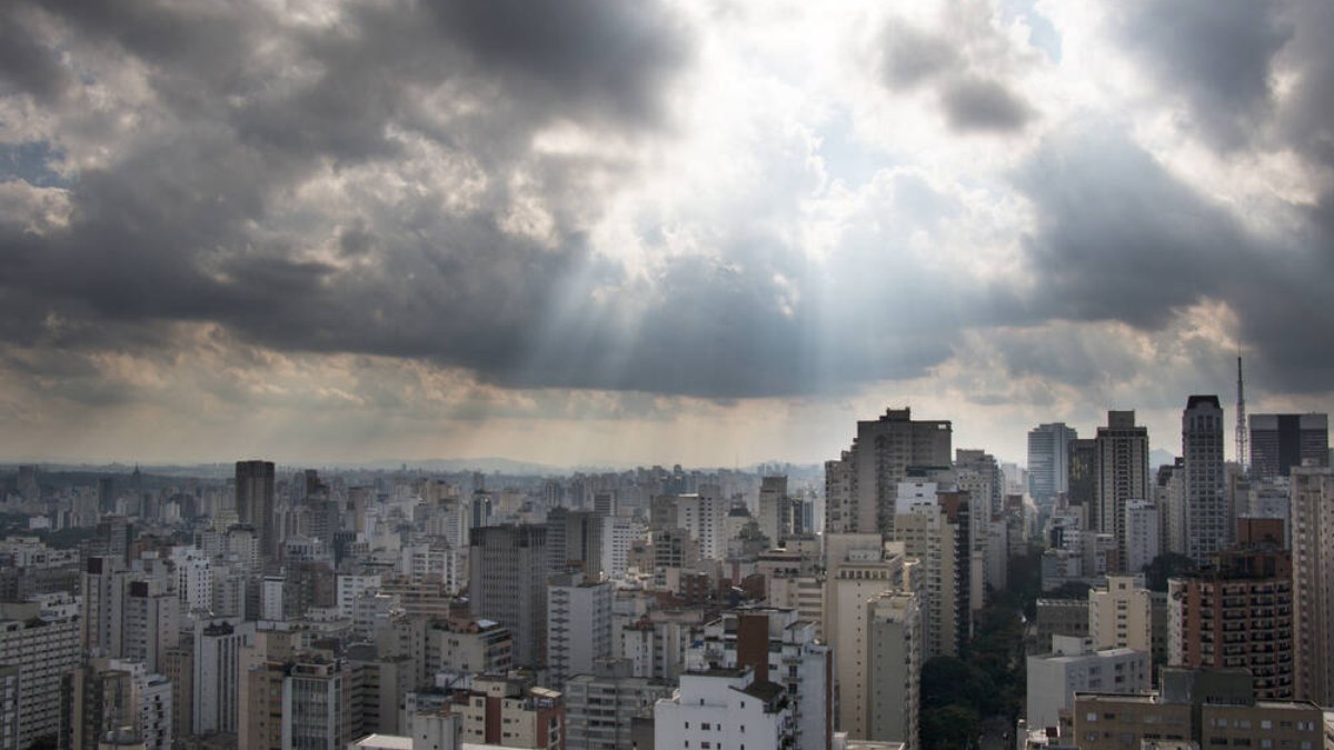 Tempo seco avança no país e Sul tem alerta para granizo