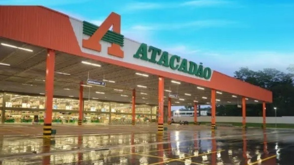 Fiscalização encontra fezes de animais em mercadorias no Atacadão