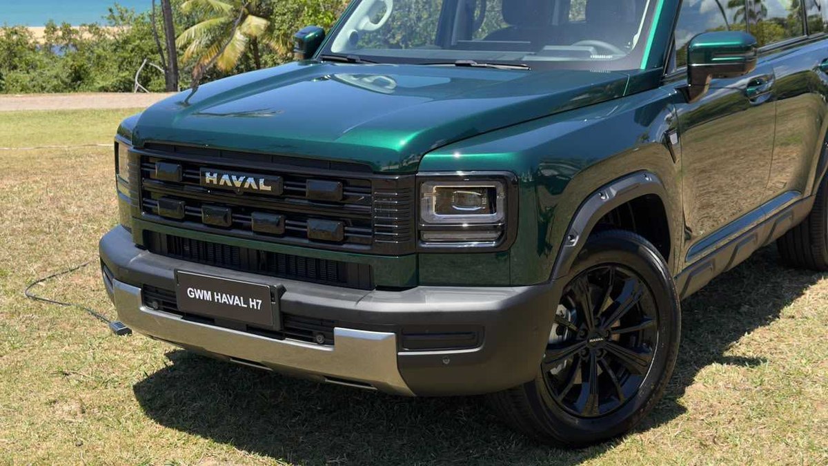 Haval H7 chega por R$ 261 mil com 370 cv e motor flex